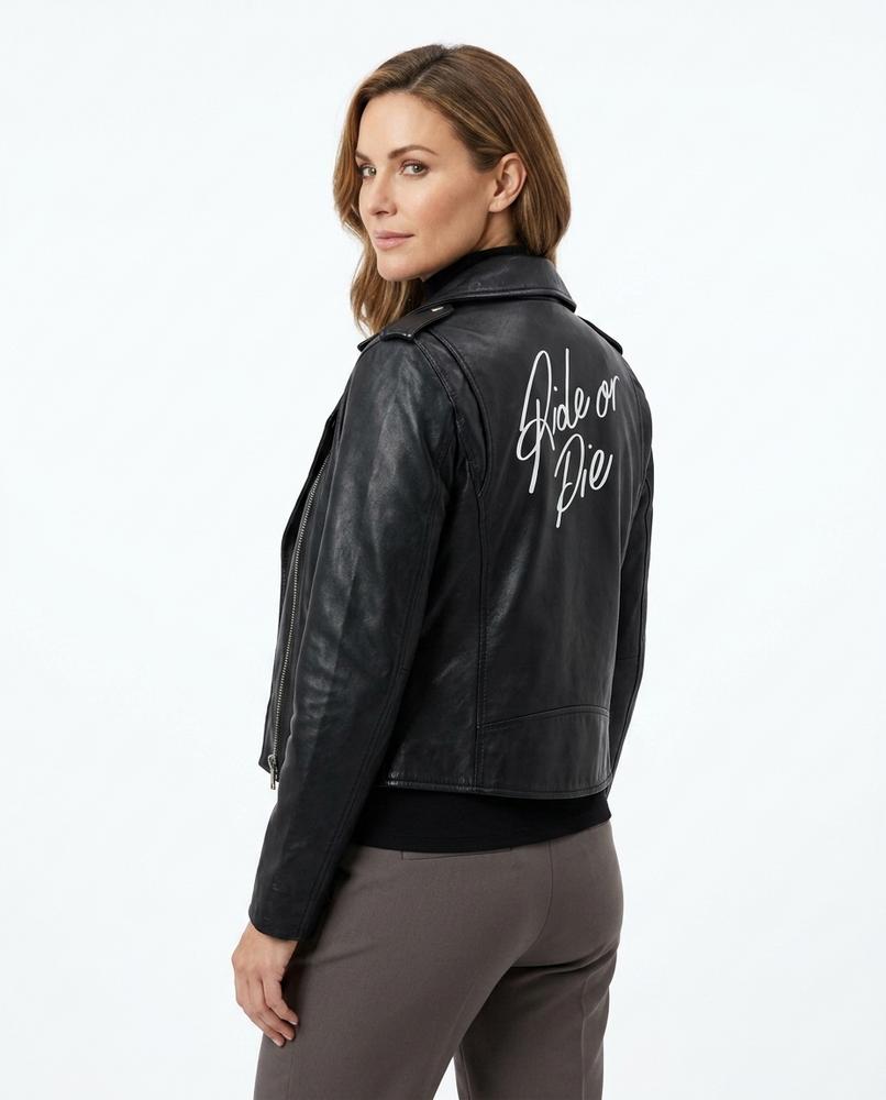 Heidi Outlet - Tikar | Asymmetrisch Beschriftet Jacke Damen